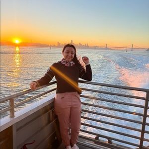 Meet your Posher, Renata